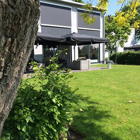 De Slaapfabriek Vakantiehuis En Trainingslocatie 투이그 외부 사진