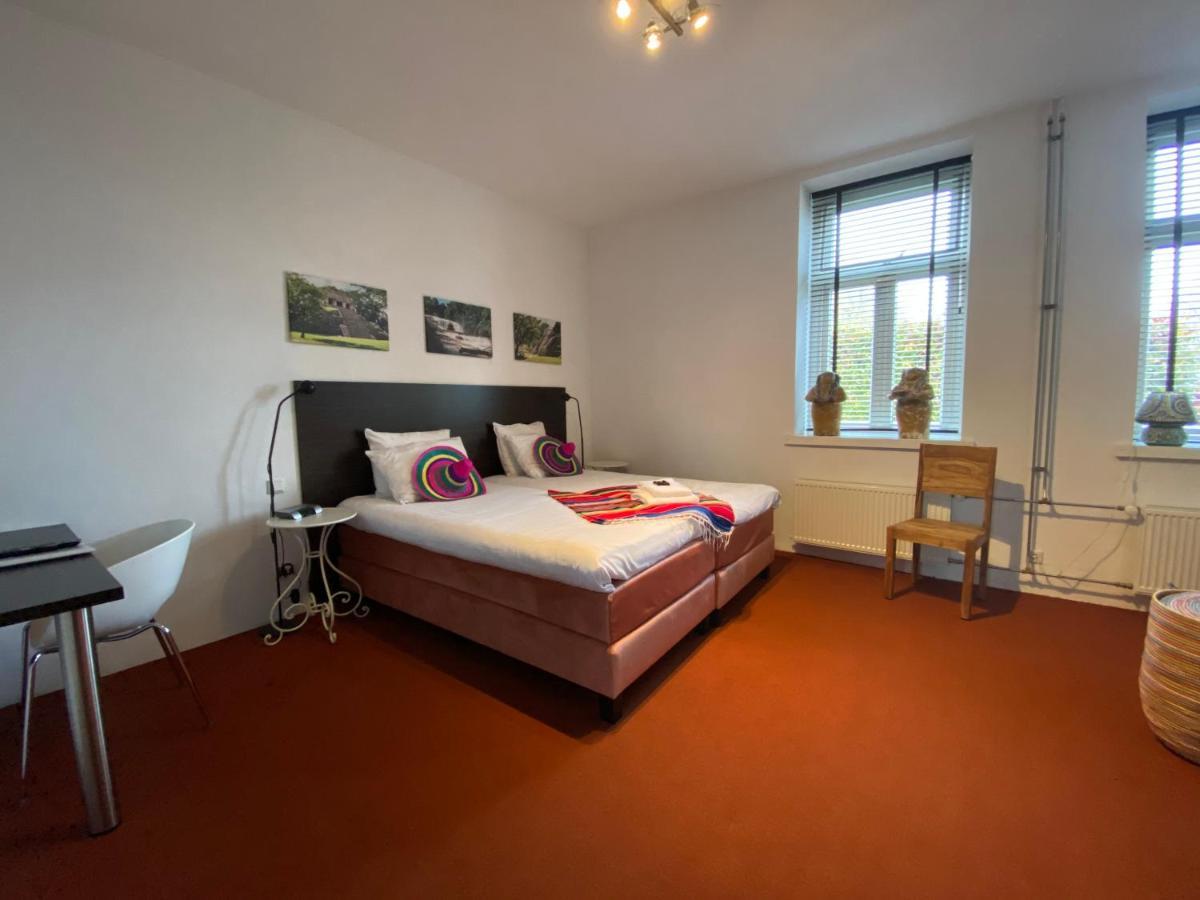 De Slaapfabriek Vakantiehuis En Trainingslocatie 투이그 외부 사진