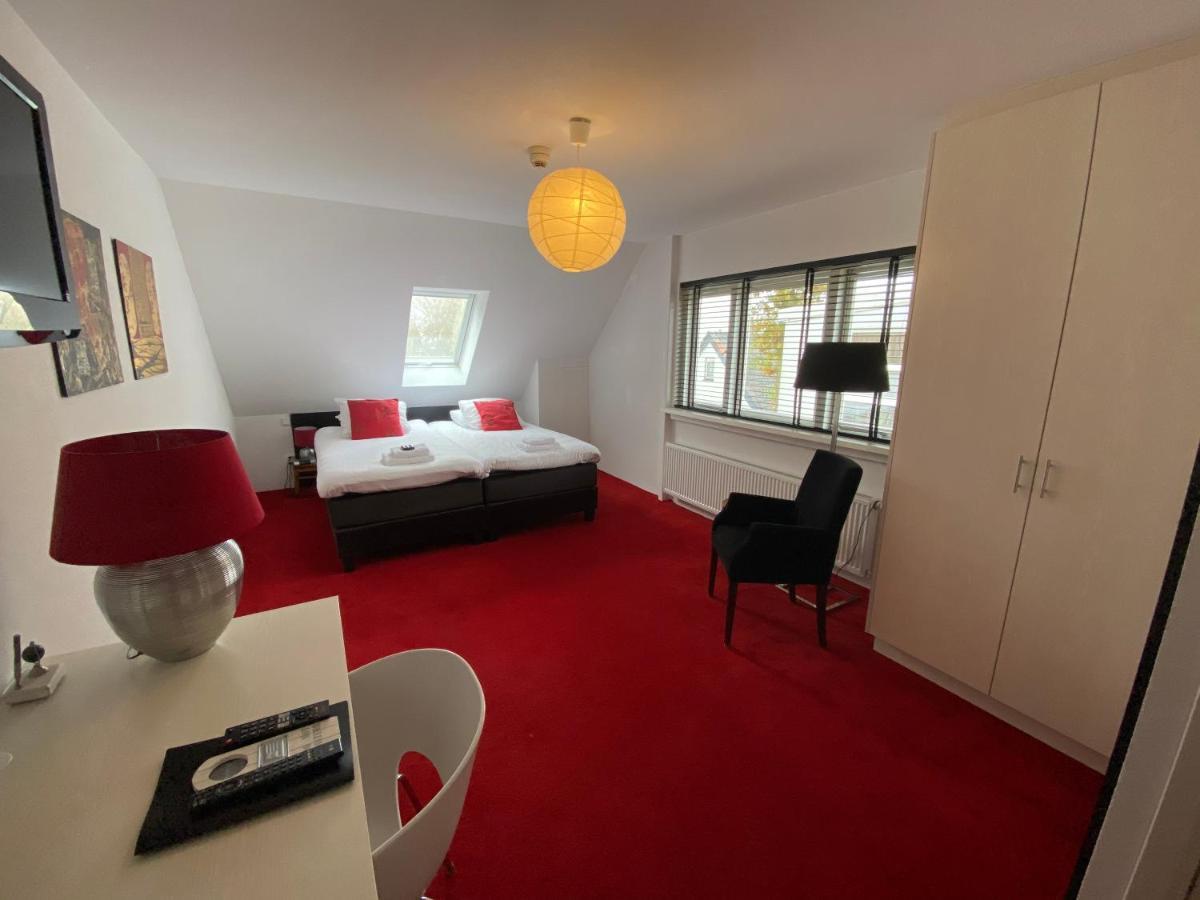 De Slaapfabriek Vakantiehuis En Trainingslocatie 투이그 외부 사진