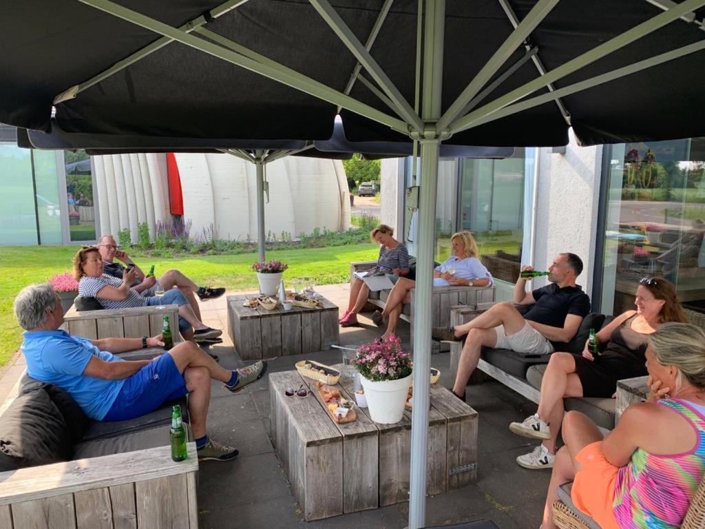 De Slaapfabriek Vakantiehuis En Trainingslocatie 투이그 외부 사진