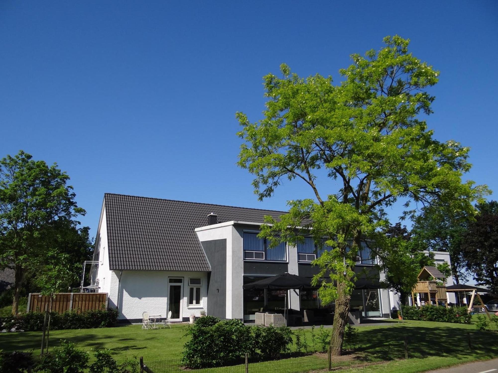 De Slaapfabriek Vakantiehuis En Trainingslocatie 투이그 외부 사진