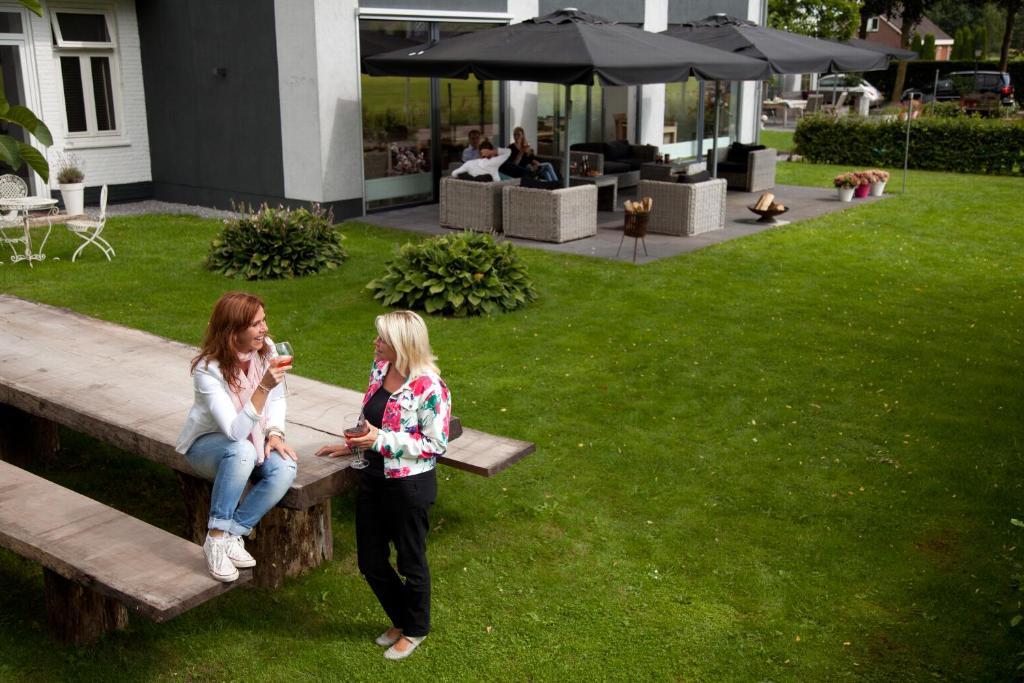 De Slaapfabriek Vakantiehuis En Trainingslocatie 투이그 외부 사진